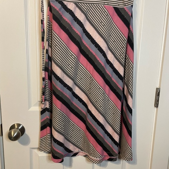 Patagonia ‘Kamala’ diagonally pink/gray striped midi skirt / halter dress sz M - Picture 3 of 9